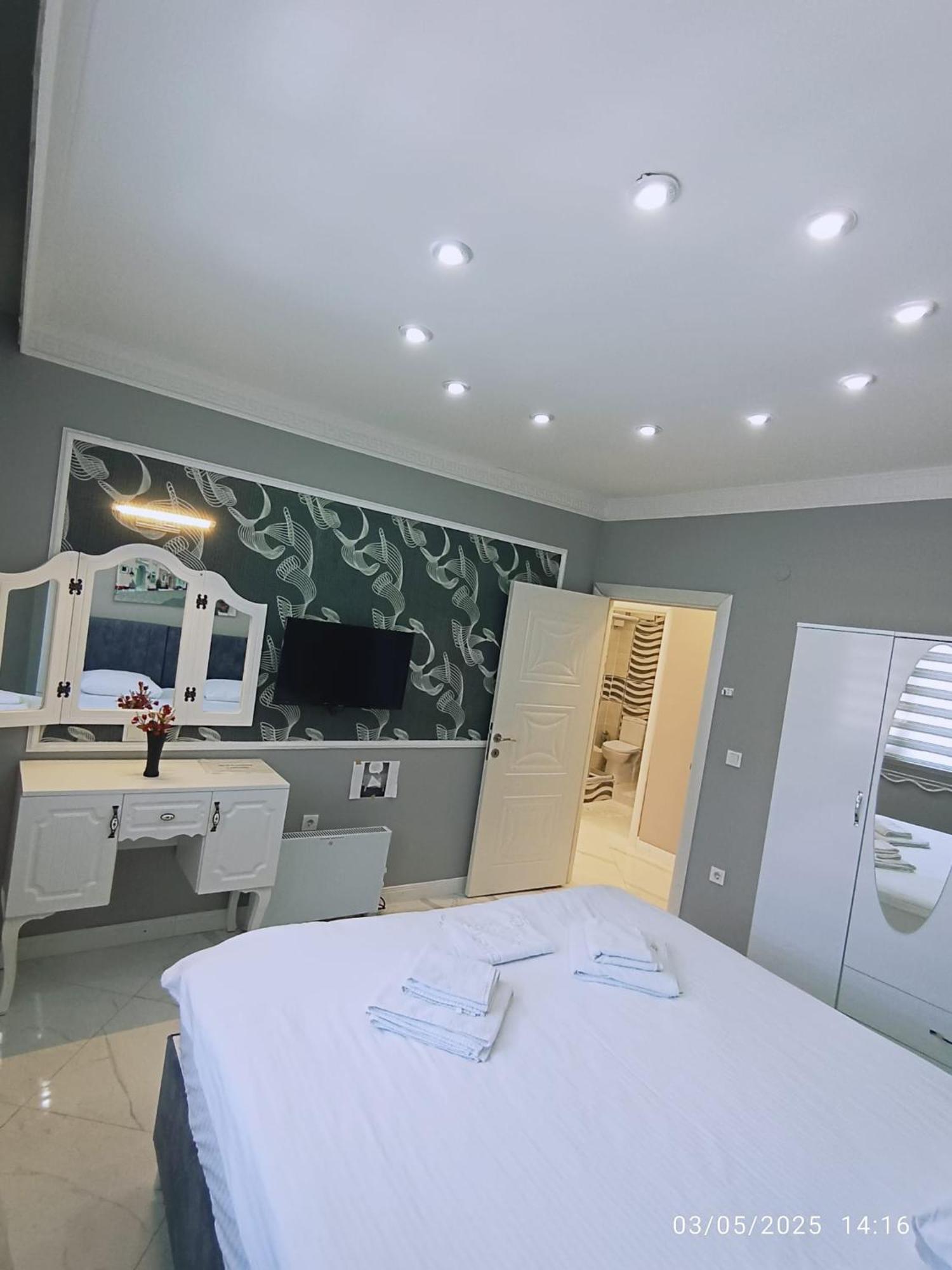 Little Palace Blue Apartment อิสตันบูล ภายนอก รูปภาพ